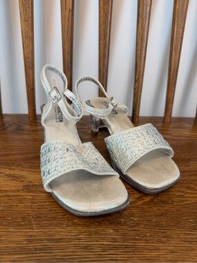 Kenneth Cole Reaction Girls Rhinestone Dress Sandals - Size 2